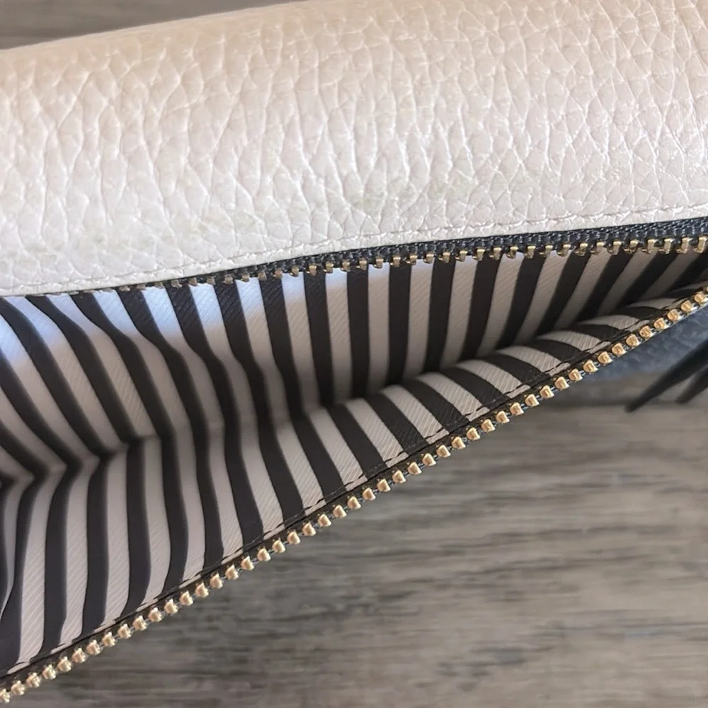 [Kate Spade] Snap-Button Medium Sized 2-Tone Beige/Black Leather Designer Wallet - Picture 8 of 12